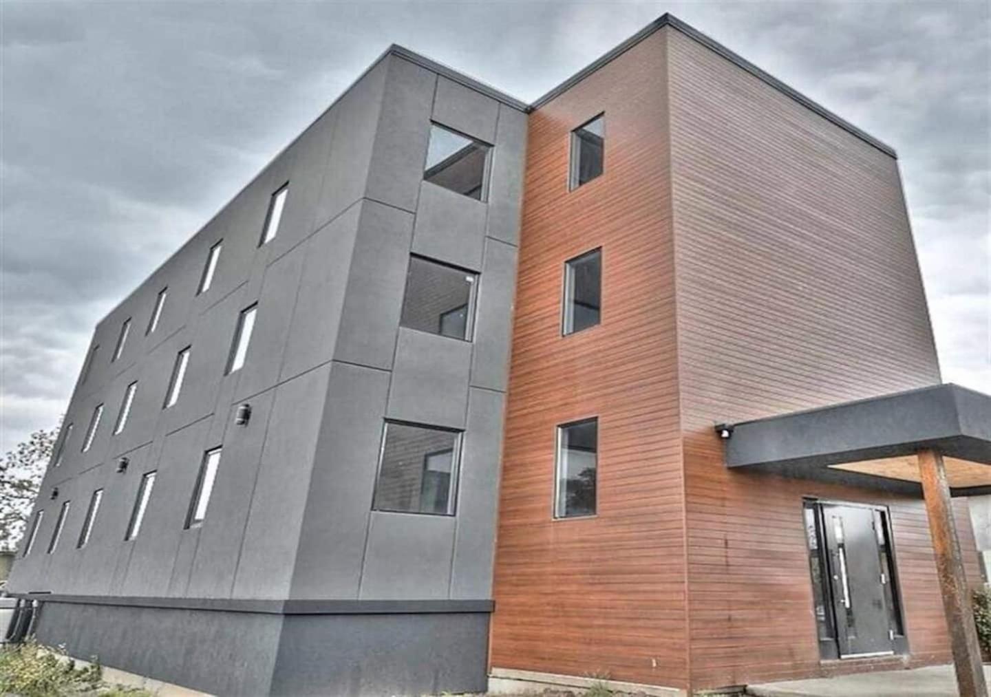 Апартаменты Fallsview Boutique 2Bd 1B Ниагара-Фолс Экстерьер фото